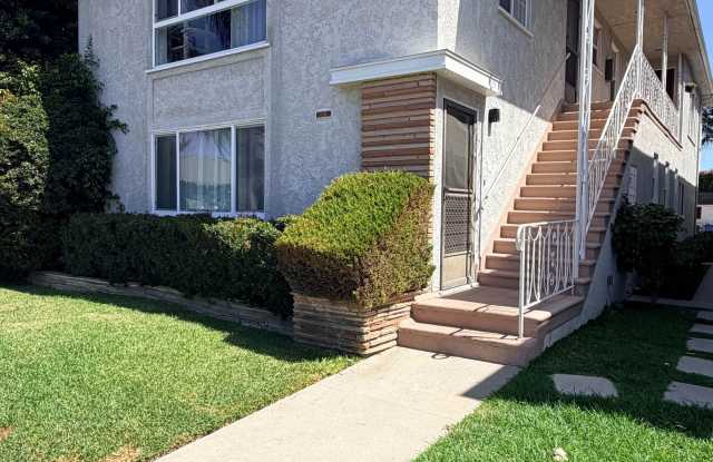 66 Quincy Avenue, Unit A Gallery 1