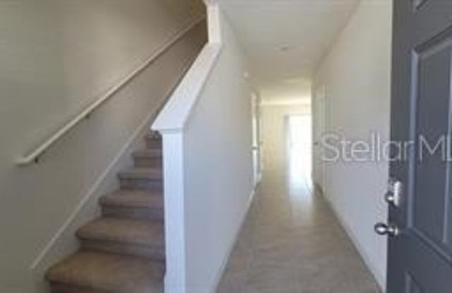 1215 DRAINTREE Street Gallery 3