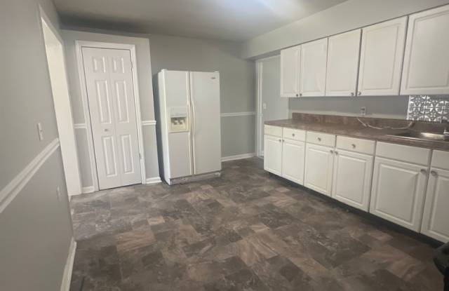 Nice 4 Bedroom Home Rossville Area Gallery 4