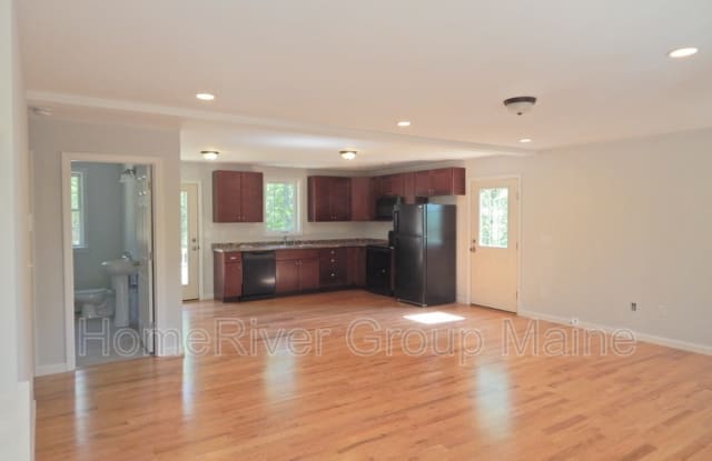 626 Methodist Road - 626 Methodist Road, Westbrook, ME 04092