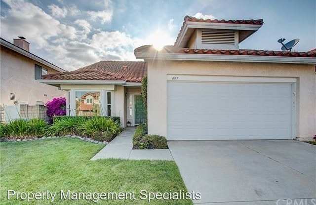 497 Messina Pl - 497 Messina Place, Oak Park, CA 91377