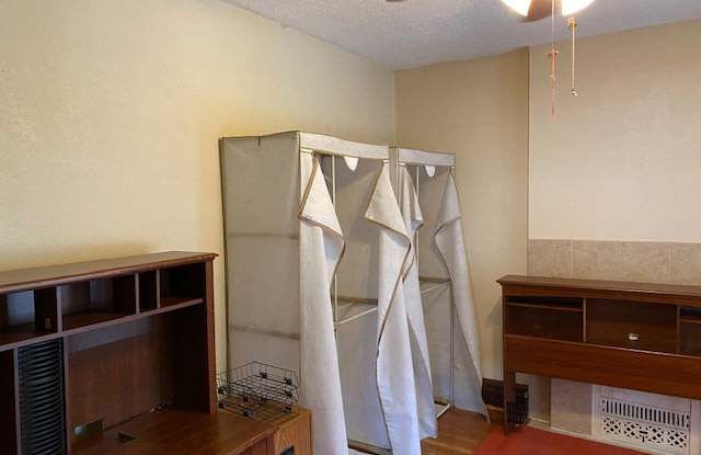 2262 Summit Street Gallery 4