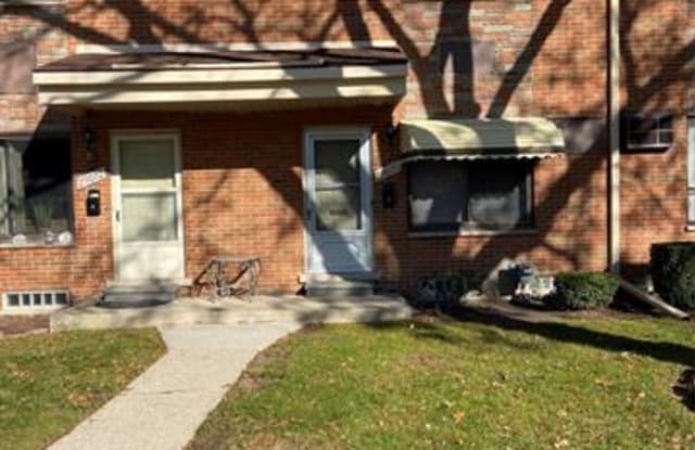 29070 TESSMER Court - 29070 Tessmer Ct, Madison Heights, MI 48071