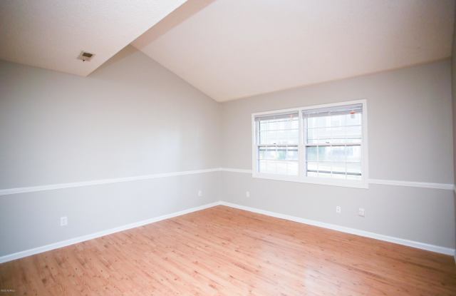 126 Oakmont Drive Gallery 2