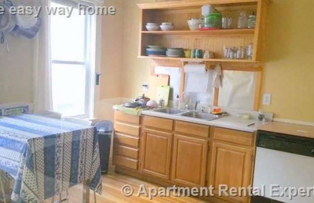 31 Fainwood Cir - 31 Fainwood Circle, Cambridge, MA 02139