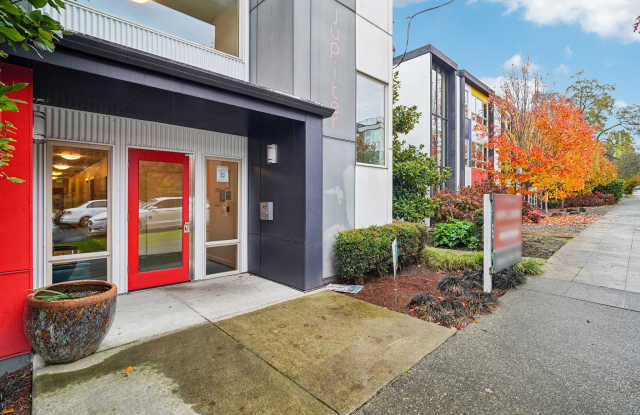 Jupiter Apartments Gallery 2