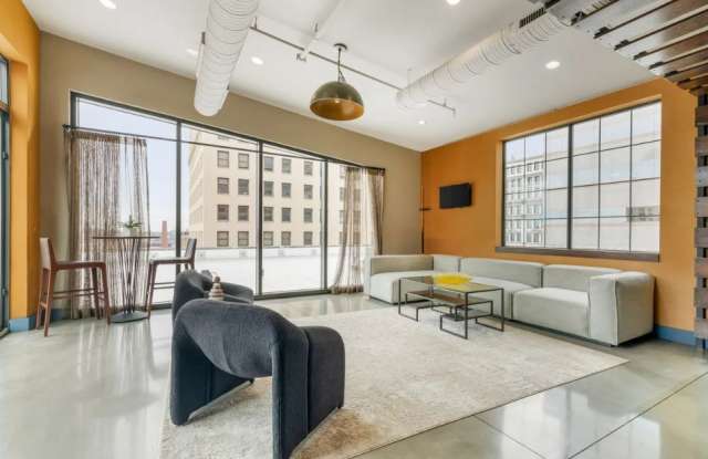 The Harriet Apartments Gallery 3