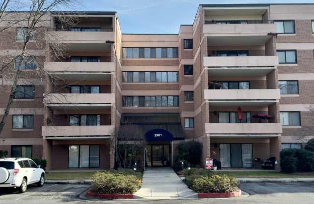 Charming 2 Bedroom/2 Bathroom Condo Unit in Fallstaff Community, MD! - 2901 Fallstaff Road, Baltimore, MD 21209