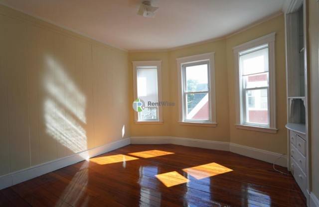 4 Imrie Rd. Gallery 3