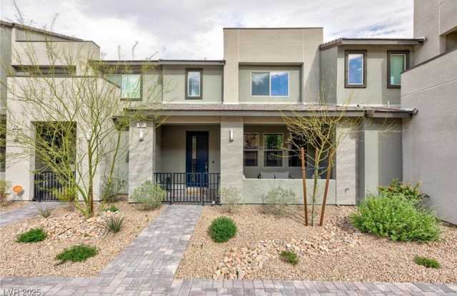 527 Sonoma Range Street photos photos