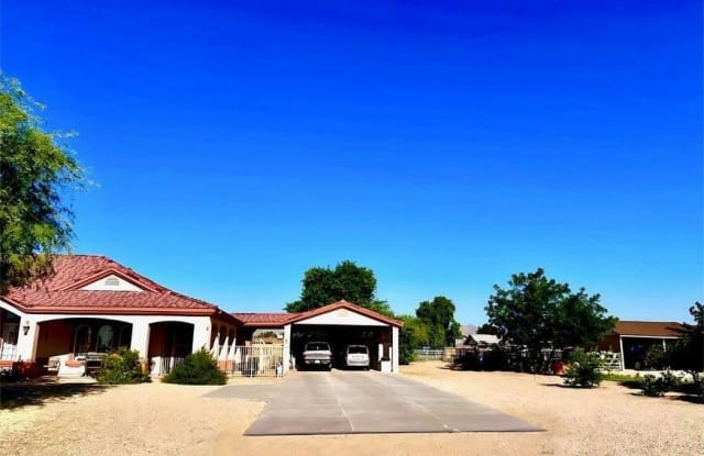 14202 N 180th Avenue Gallery 3