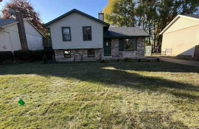 20564 N Elizabeth Avenue - 20564 Elizabeth Avenue, Lake County, IL 60089 20564 N Elizabeth Avenue - 20564 Elizabeth Avenue, Lake County, IL 60089