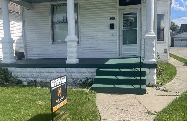 1200 Longfield Ave photos photos