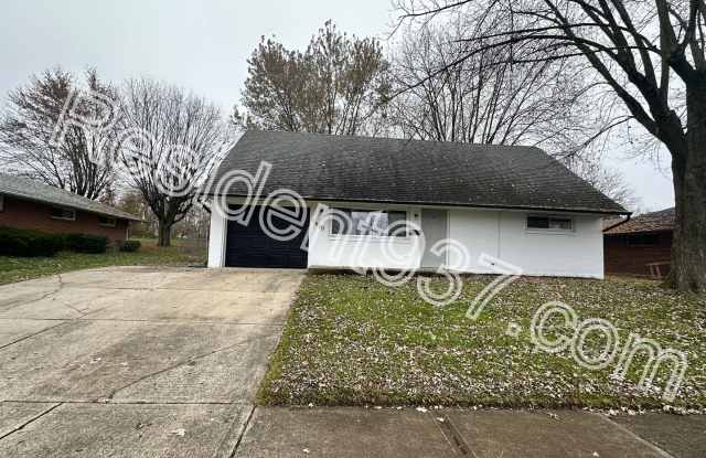 4 Beds 2 Bath - 5640 Benedict Road, Huber Heights, OH 45424