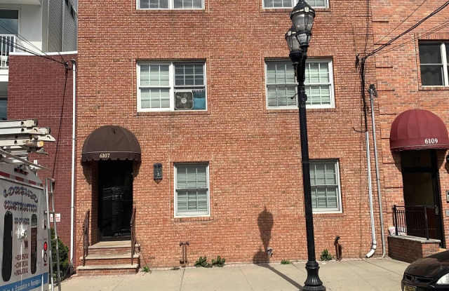 6107 PARK AVE - 6107 Park Avenue, Bronx, NY 10457 6107 PARK AVE - 6107 Park Avenue, Bronx, NY 10457