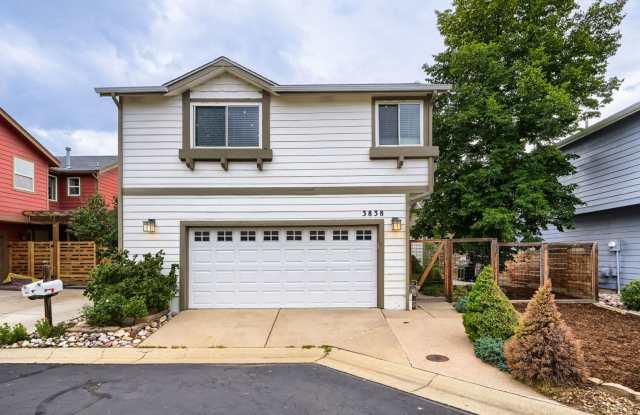 Beautiful, Light-Filled 4bd/2ba North Boulder Home! Gallery 3