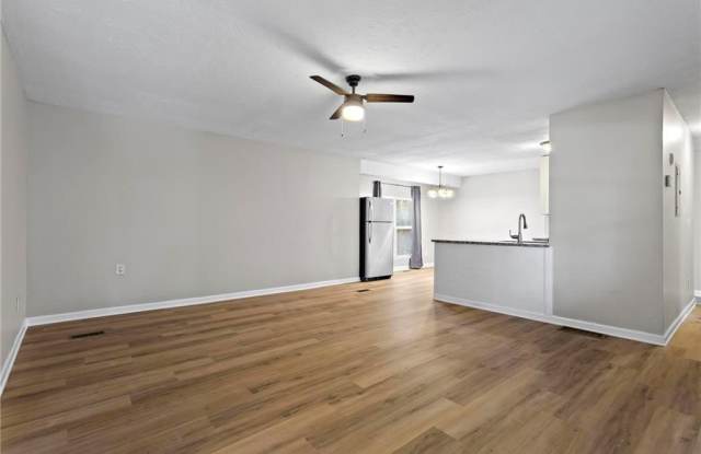 2255 Hunt Road Gallery 4