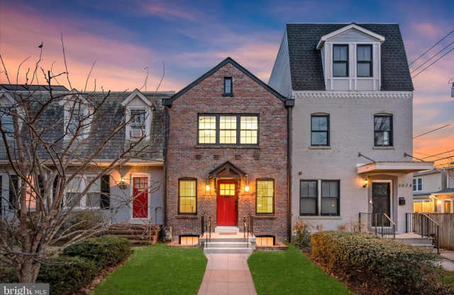 3626 T ST NW photos photos