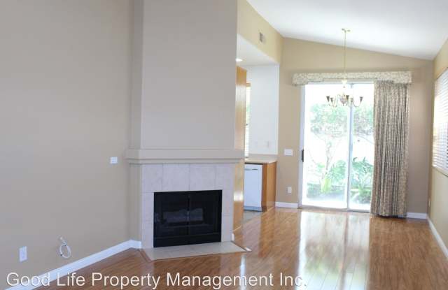 8281 Gold Coast Dr Unit 5 Gallery 2