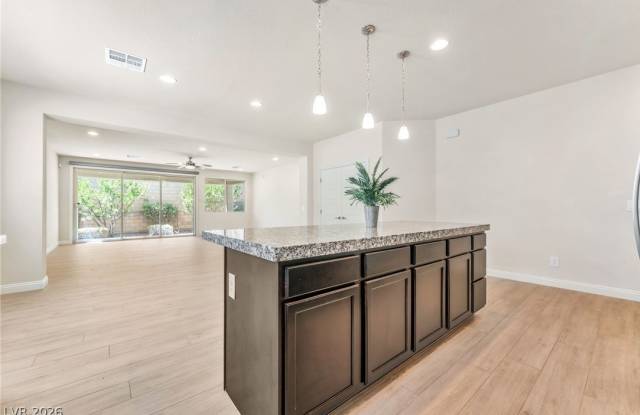 9729 Ponderosa Skye Court Gallery 4