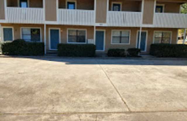 1511 Medland Road Northwest photos photos