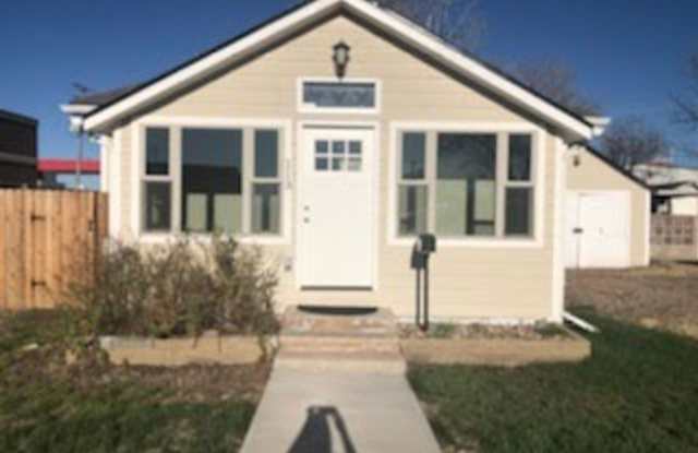 113 N 9th Ave - 113 North 9th Avenue, Sterling, CO 80751