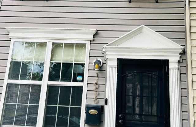 1656 Kramer Street Northeast photos photos