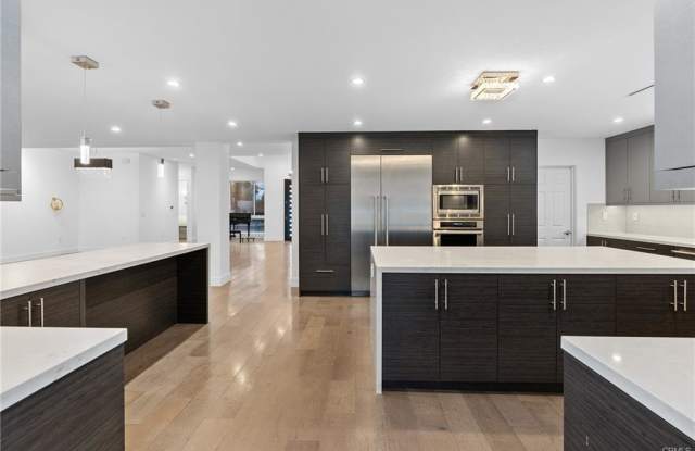22904 Calvert Street photos photos