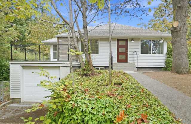 Private University Place Retreat with Deck, Gardens & Two Garages Gallery 1