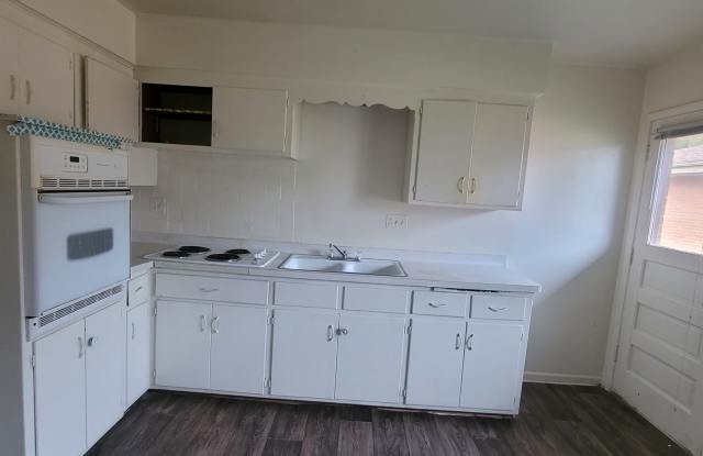 6108 West Medford Avenue - 3 - 6108 West Medford Avenue, Milwaukee, WI 53218