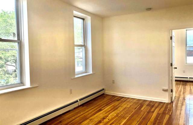 151 BLEECKER ST Gallery 2