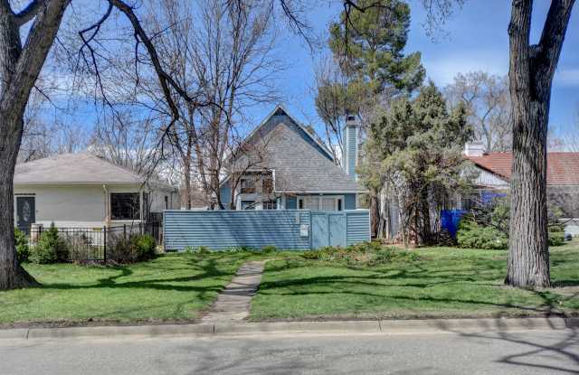 1271 Monaco Pkwy Gallery 2