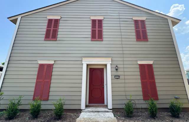 Shreveport Townhome! Gallery 1