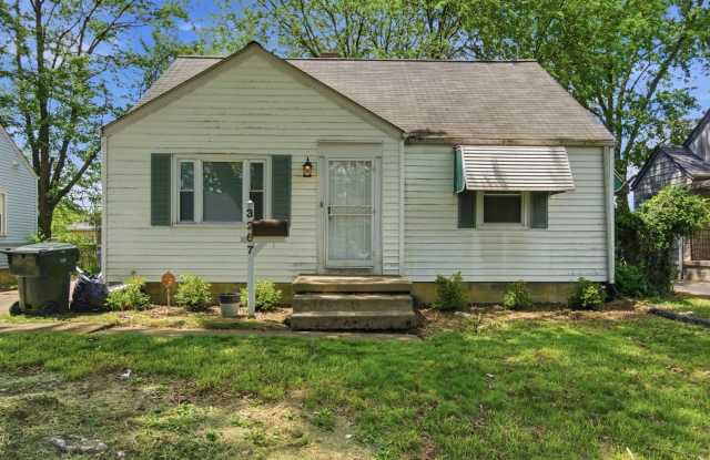 Charming 3-Bed, 1-Bath Home with Basement – Great Columbus Location! photos photos Charming 3-Bed, 1-Bath Home with Basement – Great Columbus Location! photos photos