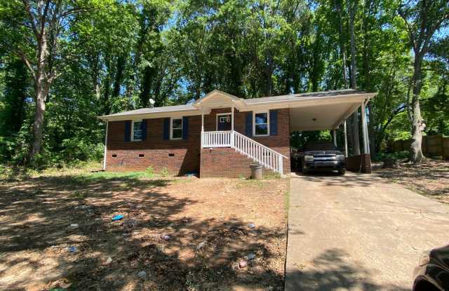 940 Grace St - 940 Grace St, Kings Mountain, NC 28086