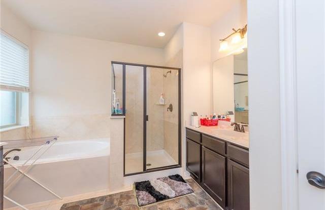 4314 Berry Ridge Lane Gallery 4