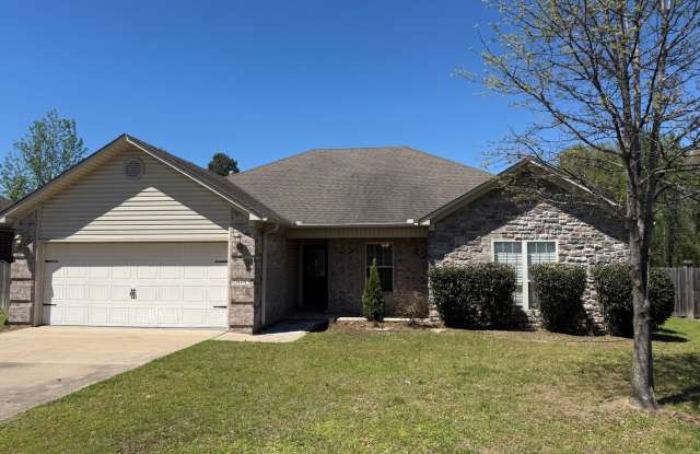 2403 Lancashire Lane, Cabot AR 72023 - Stonehenge Estates 4br 2ba photos photos