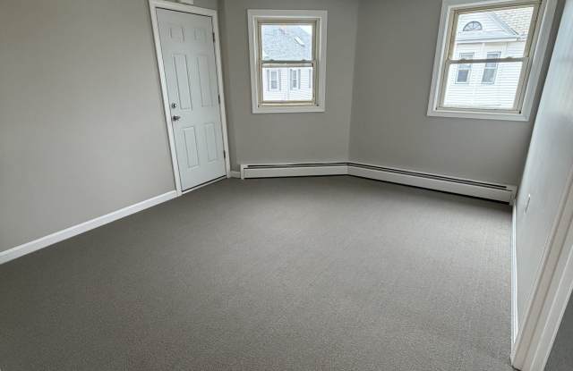 503-507 North Front Street - 9 photos photos
