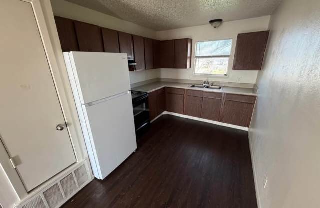 200 S Mott Dr photos photos