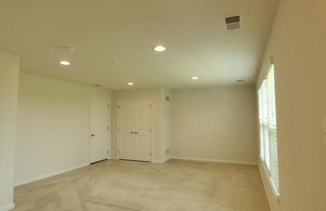 2703 Pointe View Dr Gallery 4