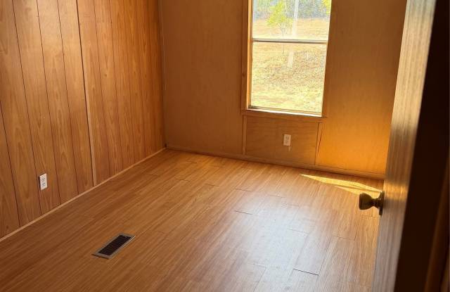 128 Rommel Court Gallery 4