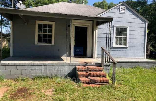243 Spring St - 243 Spring Street, East Griffin, GA 30223