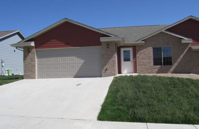 2 BEDROOM | 2 BATH | DOUBLE GARAGE | SOUTH photos photos