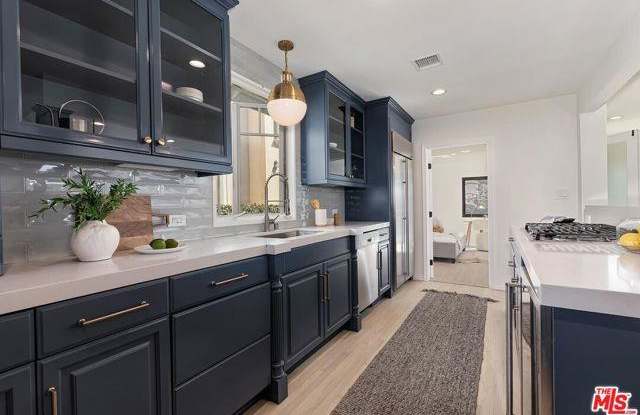 236 Waterview Street - 236 Waterview Street, Los Angeles, CA 90293