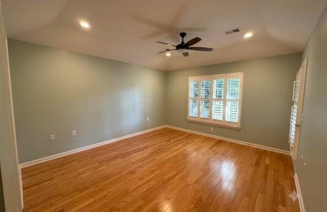 1305 Rowland Drive Gallery 1