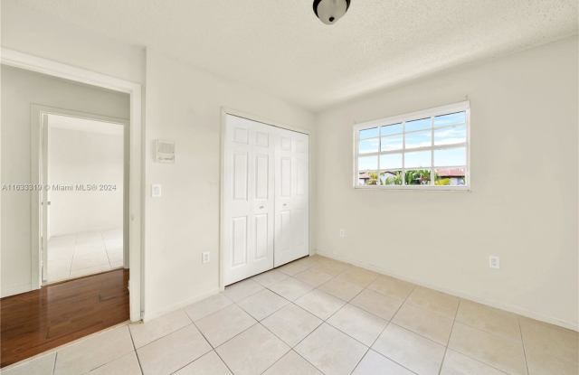 13559 Sw 62nd St photos photos