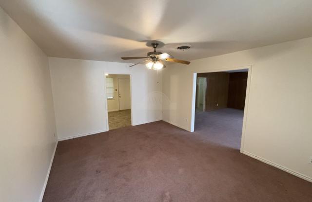 208 Oak, Copperas Cove Gallery 3