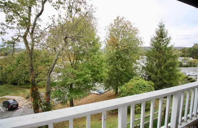 25 Lexington Hill Gallery 2