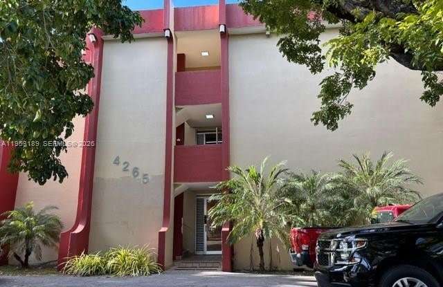 4265 NW South Tamiami Canal Dr photos photos