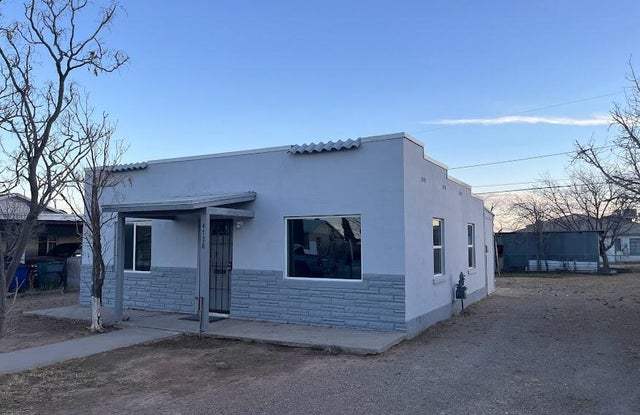 4728 Sierra Vista Drive Gallery 3